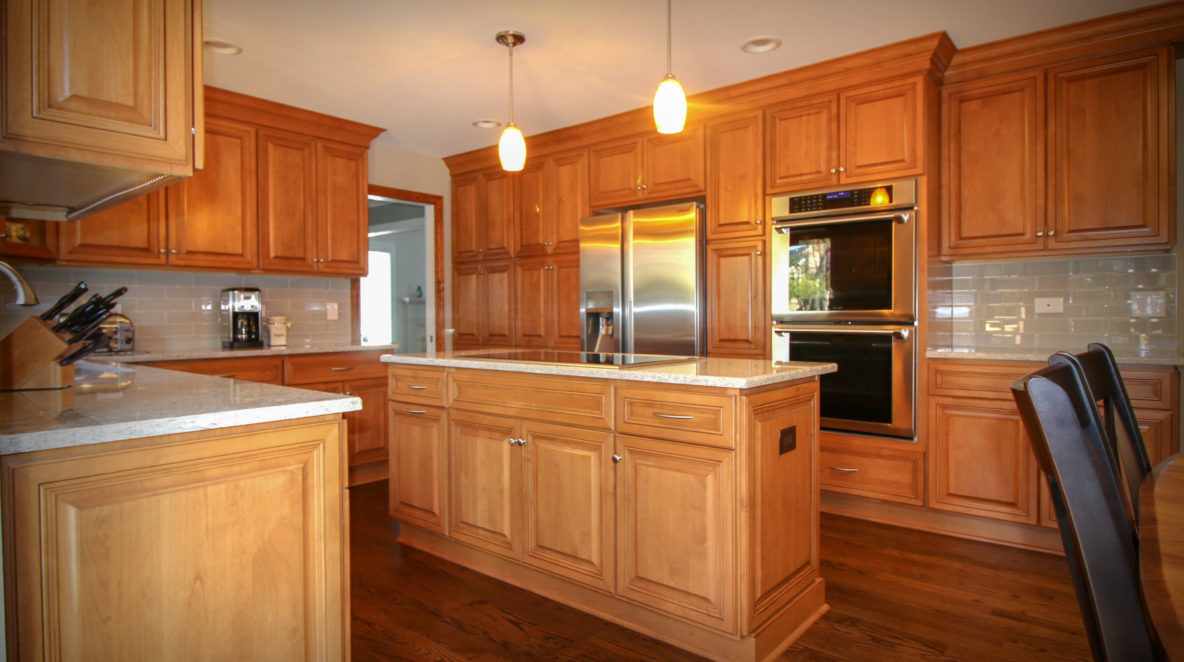 Kitchen Update with Raised Panel Oak Cabinets